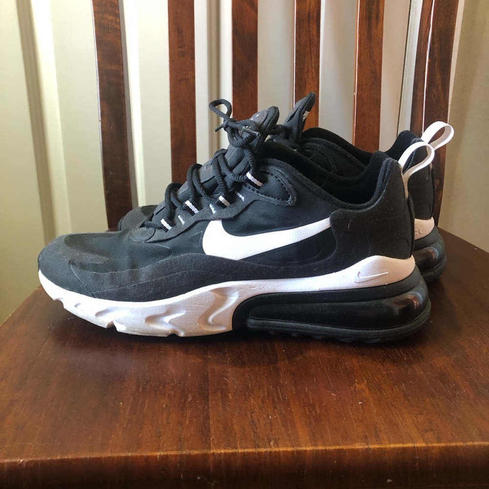 Nike 270 Black.